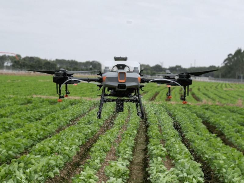 drones by farmers