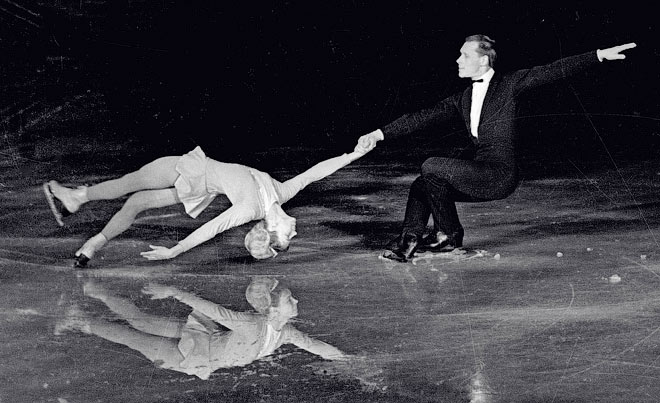У червні 1979 го був підписаний стандартний контракт про європейські гастролі Ленінградського балету на льоду