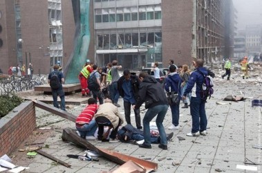25 липня 2011, 22:01 Переглядів:   Від терактів в Норвегії загинули 76 осіб, фото з сайту fedorov-selsky