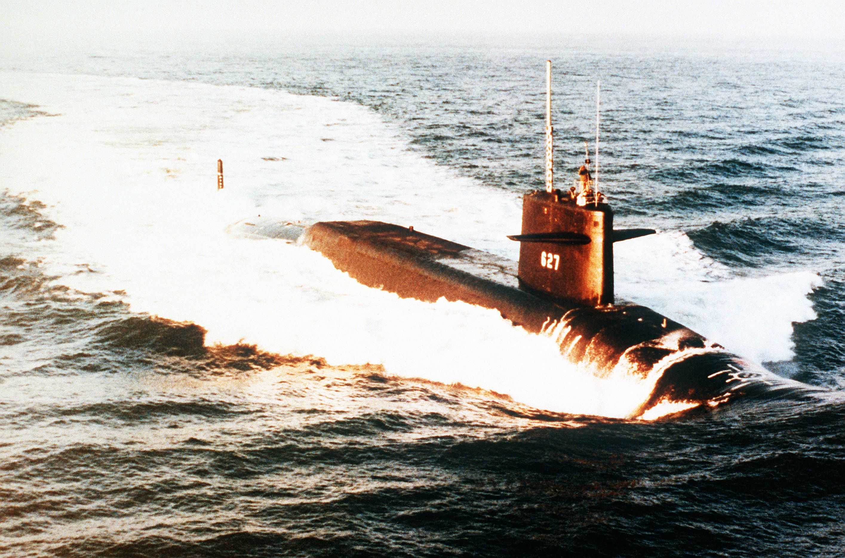 Підводний човен James Madison (SSBN-627) - деякі джерела вказують, що саме вона зіткнулася з радянської підводним човном К-306 проекту 671