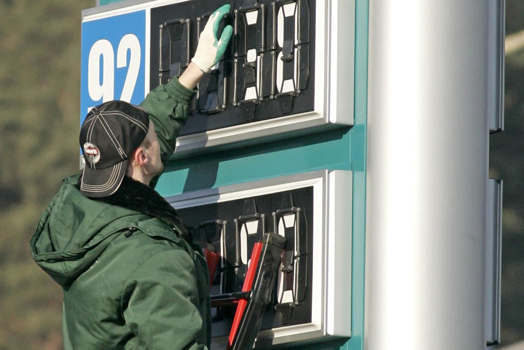 Для бензину акциз передбачається підняти на 13% - з 202 євро до 228 євро за тонну