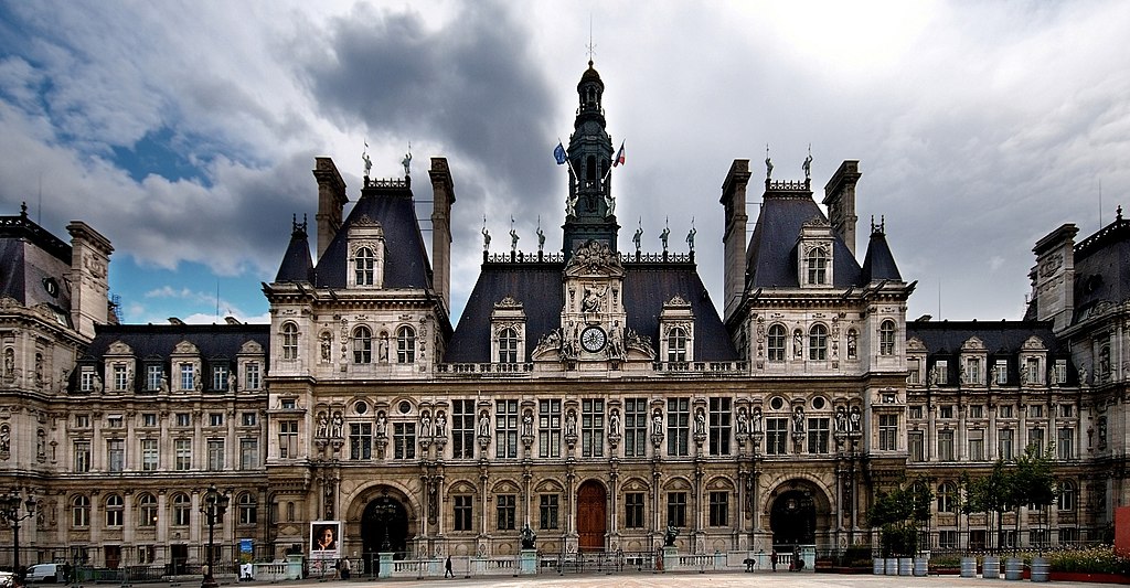 Сьогодні в столиці Франції можна назвати щонайменше з десяток місць, оповитих містичної аурою