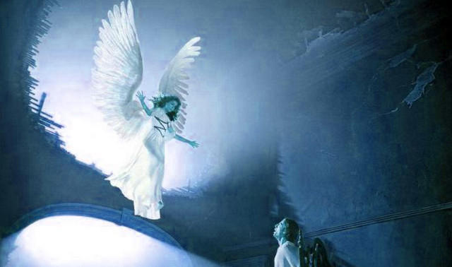 Кожній людині при хрещенні «прикріплюється»   Ангел охоронець   - частка Духу Божого