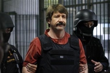 6 апреля 2012, 1:29 Переглядів:   Бута засудили в США на 25 років тюремного ув'язнення, фото Reuters