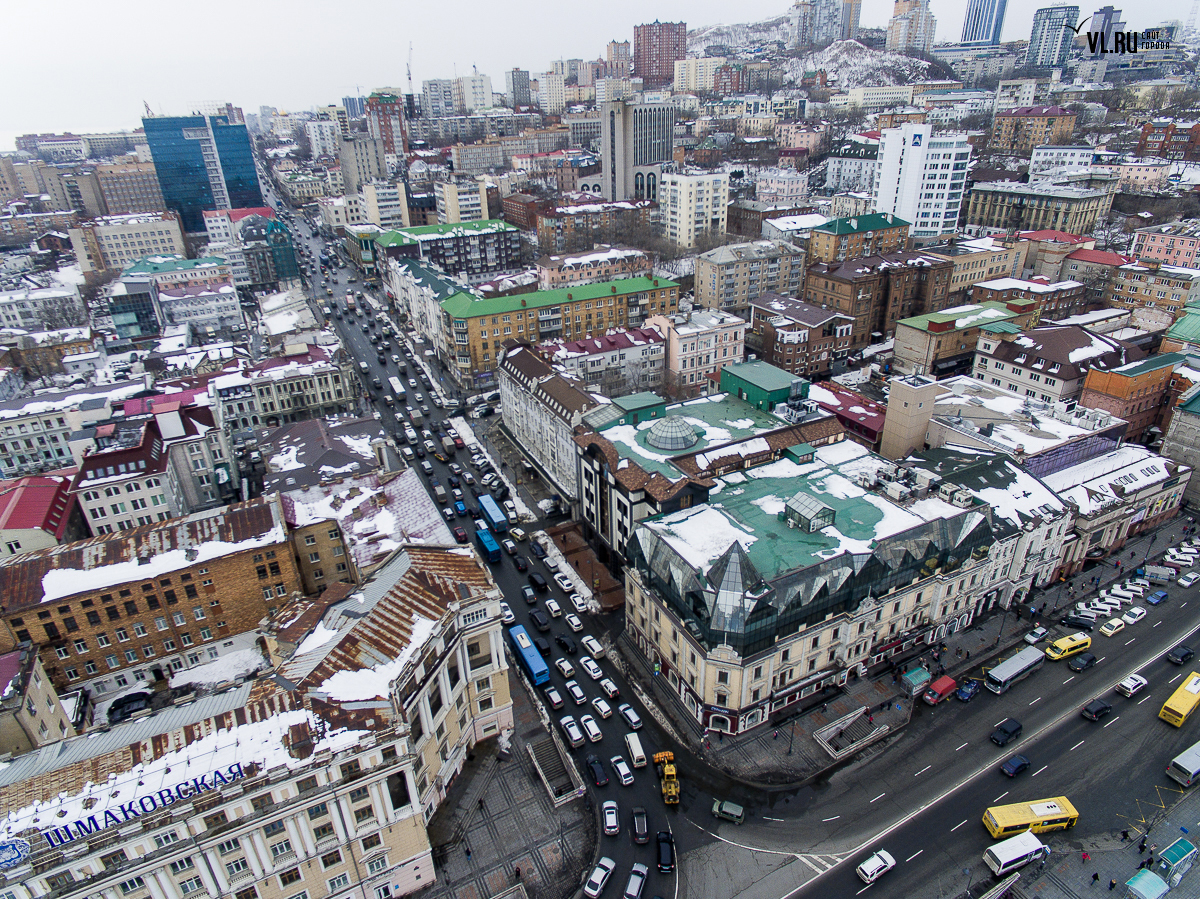 Тоді ж вулиця знову стала Фонтану, але, на жаль, вже без фонтанів