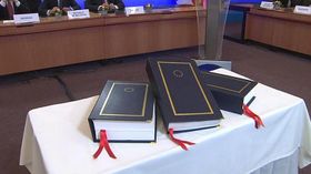 Угода про асоціацію з ЄС (Фото: ЧТ24)   Згода з ратифікацією висловило 107 з 138 присутніх депутатів