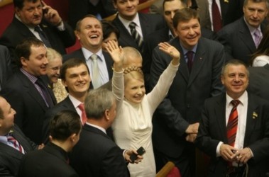 18 грудня 2007, 22:45 Переглядів:   Юля Григян (це дівоче ім'я Тимошенко) народилася в Дніпропетровську 27 листопада 1960 року