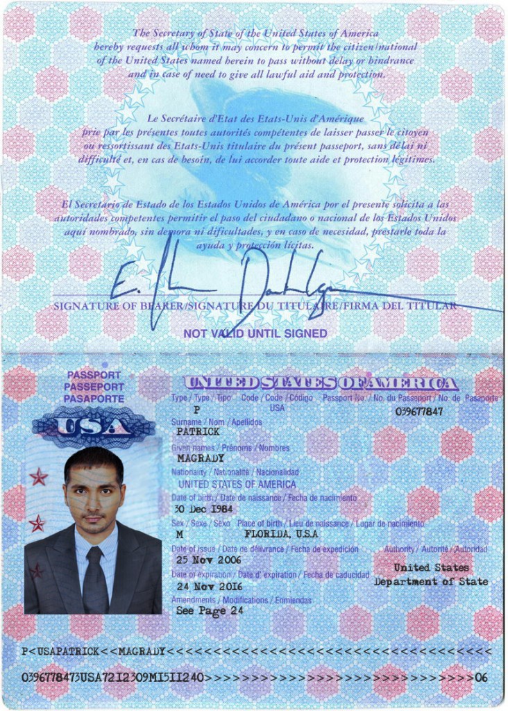 Для цього іноземець повинен чітко позначити дату в'їзду і надати скан першої сторінки свого паспорта