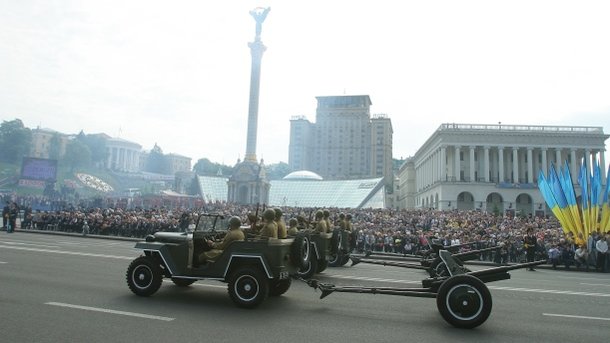 22 серпня 2018, 16:26 Переглядів:   Парад у Києві під наглядом СБУ