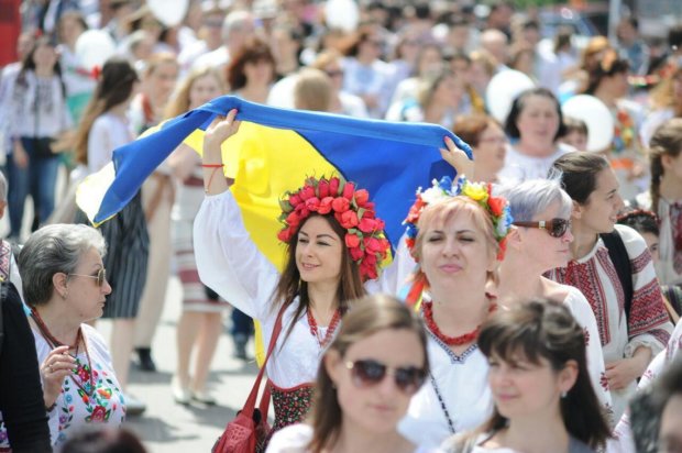 Однак експерти називають це рішення проблеми політично токсичним