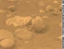 Загадка поверхні Титана не давала спокою вченим