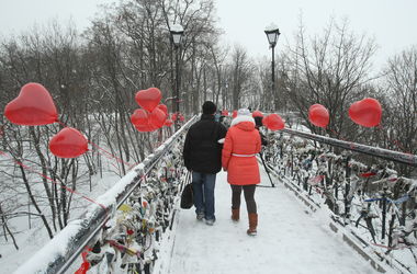 23 січня 2014 року, 12:29 Переглядів:   Міст закоханих в столиці