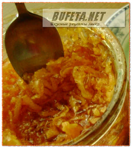 Ось одна з маминих варіацій тільки в яблучне повидло вона в кінці додала подваренний стружку з айви