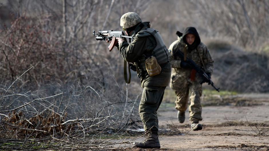 30 квітня антитерористична операція (АТО) в Донбасі перетворюється в Операцію об'єднаних сил