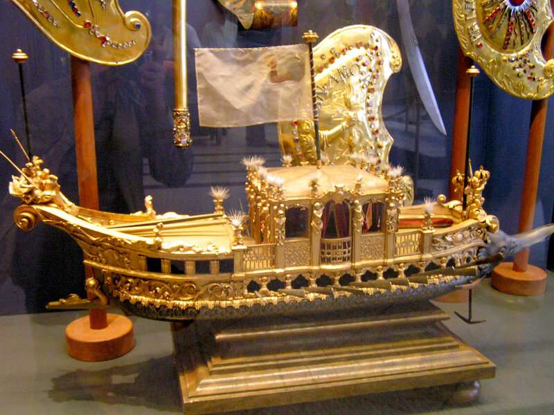 У Цвінгері знаходиться кілька приголомшливих музеїв