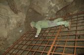 Дрова збирали вже в темряві, ходячи з налобник по лісі