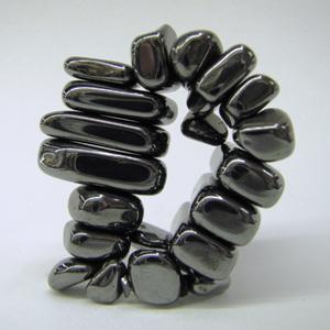 В Античності люди навчилися виробляти дзеркала з гематитових кристалів