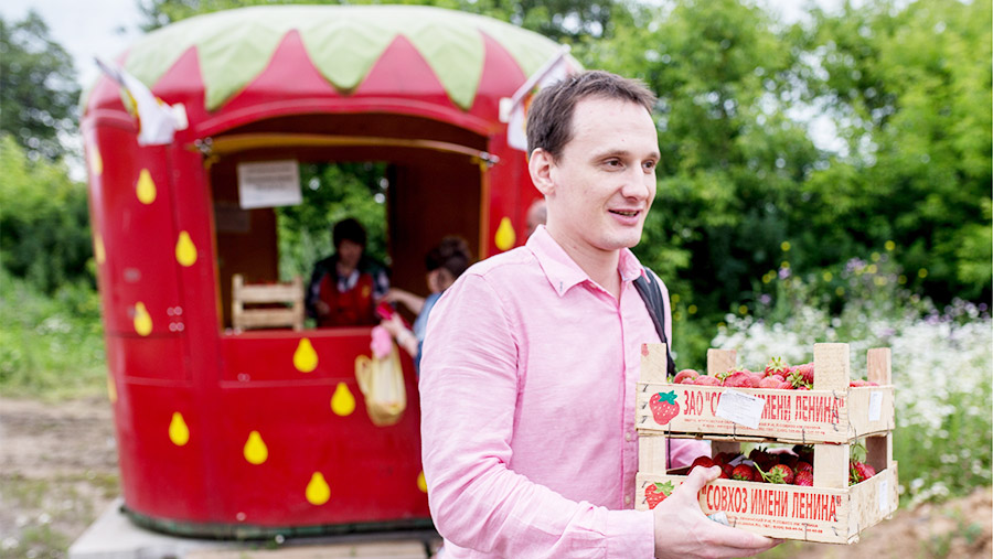 Так, підприємство домоглося успіху, але тільки сумнівним шляхом, говорять опитані телеканалом «   360   »Колишні співробітники підмосковного радгоспу