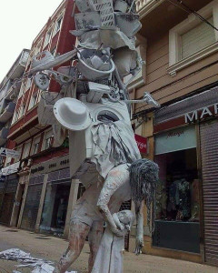 Коли ці люди з'являться, вони відкинуть під три чорти те, що згідно з нинішніми уявленнями їм належить робити;  вони будуть знати самі, як їм поступати, і самі вироблять відповідно до цього своє громадську думку про вчинки кожного окремо, - і крапка »