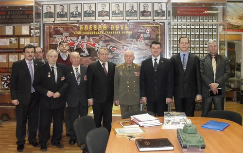 і дійсний державний радник Російської Федерації 3 класу, віце-президент Спілки ветеранів ЗГВ / ГСВГ Сергій Волгін