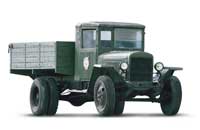 Багато радянські льотчики-аси починали свою службу на І-16