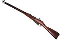 На завершальній стадії Великої Вітчизняної війни широко використовувався як штабний і розвідувальний автомобіль, перевізник піхоти і поранених, а також як легкий артиллеристский тягач