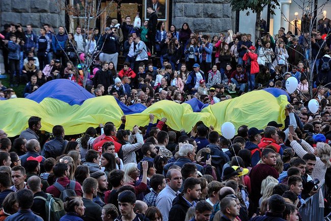 У неділю на Хрещатику протестанти святкували свято Дня Подяки, який зібрав 100 тисяч чоловік