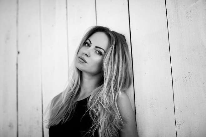 Багатьом городянам властива самоіронія, яка дозволяє ставитися до себе і проблем з посмішкою