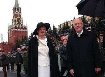 Віке-Фрейберга розпочала активну пропагандистську кампанію за міжнародний осуд «двох окупацій» Латвії та початок перегляду підсумків   Другої світової війни