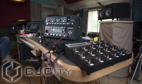 Перебуваючи на верхівці ринку, Kemper Profiling Amp (вгорі) і Fractal Axe-FX II змінюють ландшафти гітарного звучання