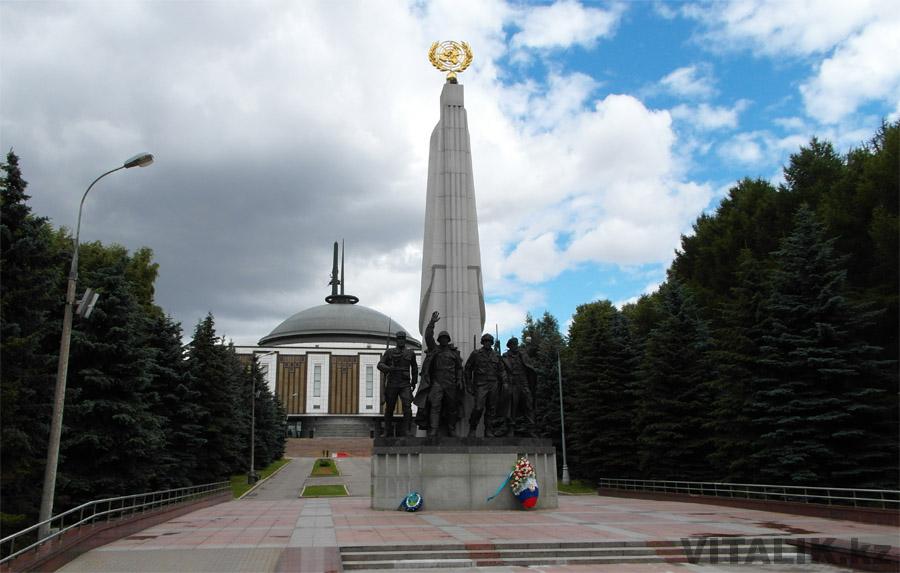 Він теж відносно свіжий - 2005 рік