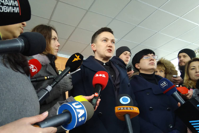 Народний депутат Надія Савченко звинувачує чинну владу в провокуванні революцій і ряді злочинів проти громадян України