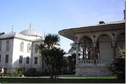 Гарем був відбудований заново і проіснував аж до Махмуда II (1808-1839)