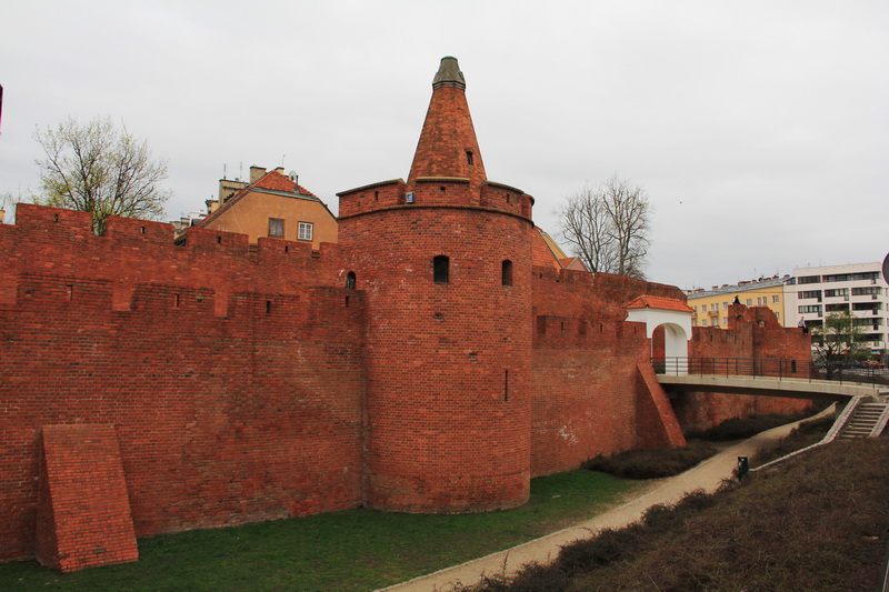 Але розмір порції такої, що її вистачить на двох, особливо якщо взяти ще гарячого пива зі спеціями в прохолодний день, або холодну крафтового пиво в жаркий літній день