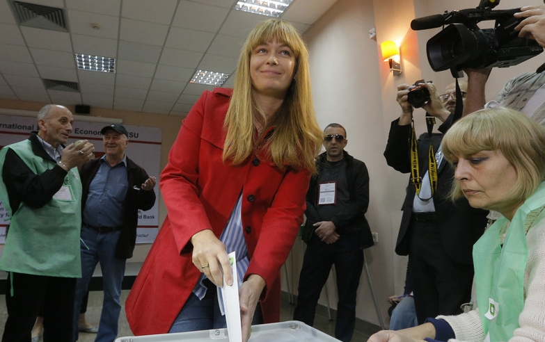 net політолог, професор Міжнародного чорноморського університету Ніка Читадзе