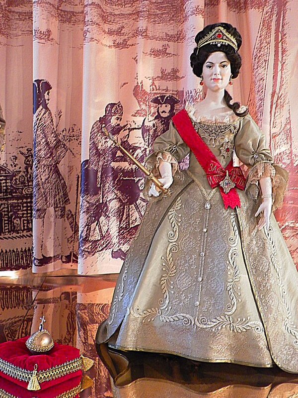 Лефорт і Петро I Петро I Великий (Петро Олексійович, 30 травня [9 червня] 1672 року - 28 січня [8 лютого] 1725 роки) - останній цар всієї Русі з династії Романових (з 1682 роки) і перший Імператор Всеросійський (з 1721 року )