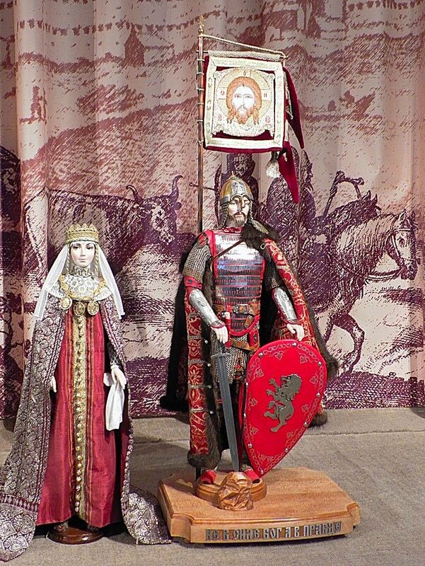 За переказами, могилу його зрівняли з землею, прогнавши по ній табун коней