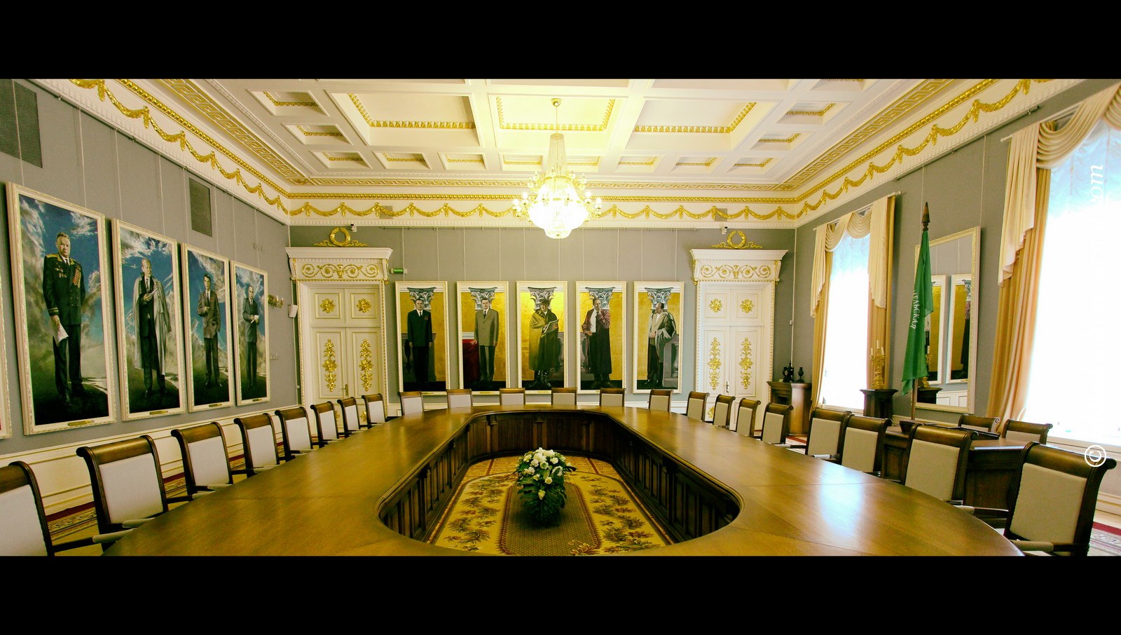 Паскевичей, що знаходяться в музейній експозиції у вежі палацу