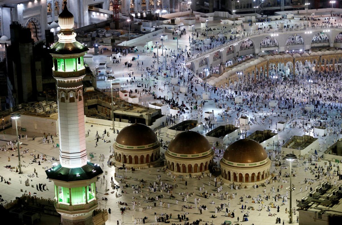 Це один з двох головних свят мусульман, що знаменує собою закінчення щорічного паломництва в Мекку (хадж)