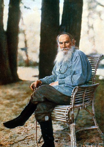 Лев Миколайович Толстой (28 серпня (9 вересня) 1828 - 7 (20) листопада 1910) - один з найбільш значних російських письменників і мислителів