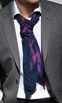 Ставлення сучасних чоловіків до краватки різне