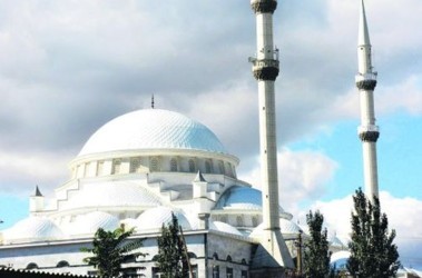 25 червня 2010, 7:46 Переглядів:   Головна мечеть Махачкали