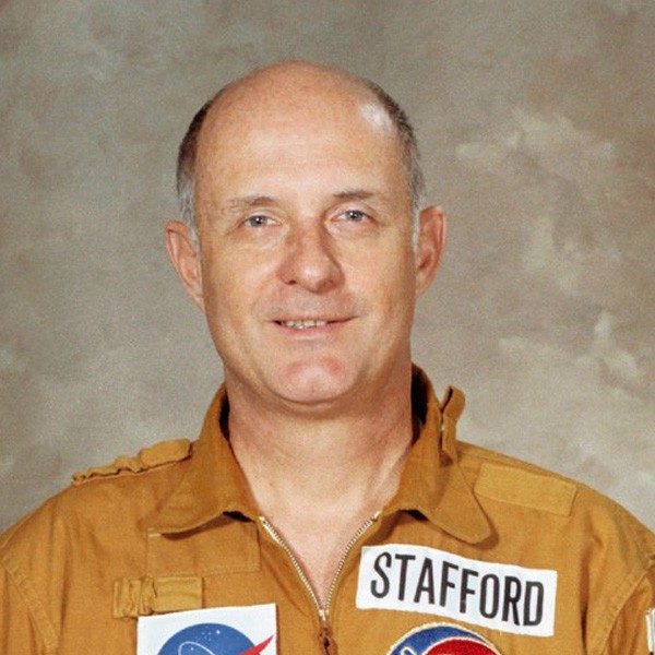 Томас Стаффорд, командир екіпажу Аполлона