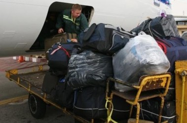 14 серпня 2008, 19:11 Переглядів:   Пасажирам радять пакувати сумки в плівку ще вдома