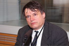 Професор Ян Рихлік (Фото: Шарка Шевчікова, Чеське радіо)   Ні, не вільніше