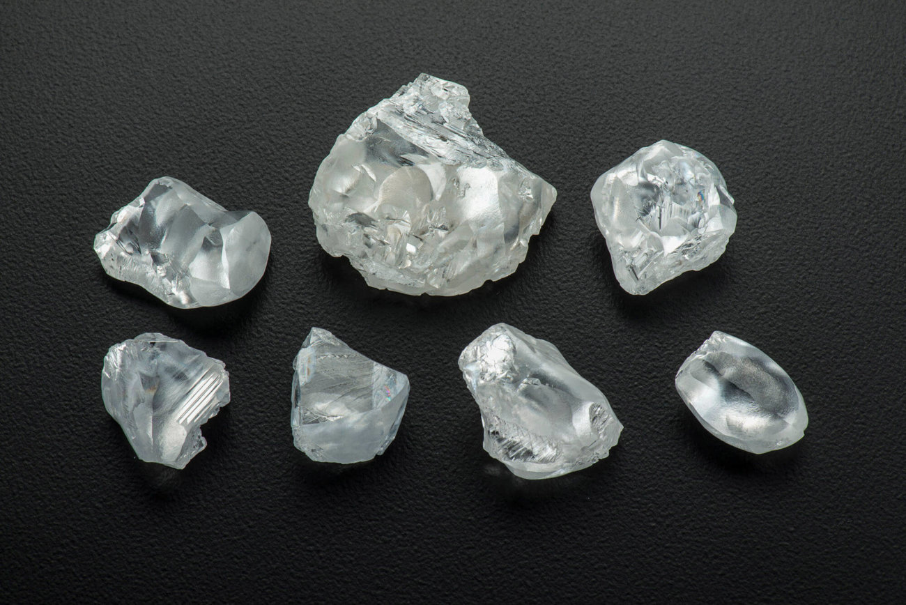 Найбільші алмази, коли-небудь здобуті на Землі, відрізняються не тільки своїм розміром і блиском, а й унікальною історією походження