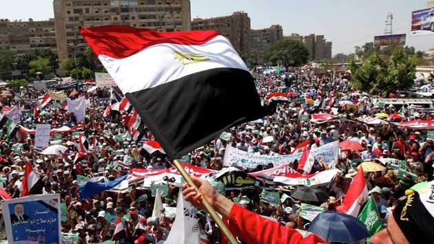 Єгипет, колишній ключовий державою арабського світу, від якого багато в чому залежала безпеку всього Близького Сходу, переживає період нестабільності, близький до хаосу, коли в країні може відбутися новий переворот або початися громадянська війна