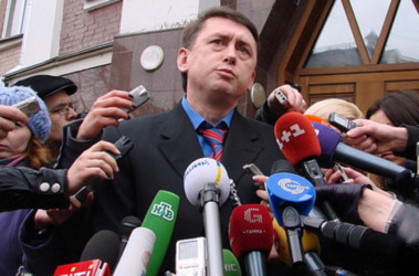 12 квітня 2011, 16:57 Переглядів:   На Мельниченко просять завести справу за держзраду, фото Української правди