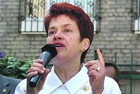 Людмила Янукович   Раду Поклітару, чий театр також брав участь у фестивалі, назвав подію в Донецьку ханжеством