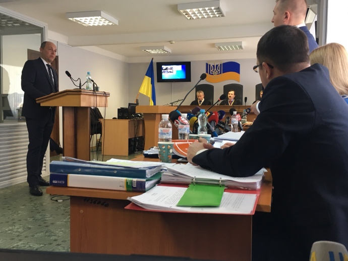 Захист Віктора Януковича у справі про державну зраду намагалася підвести суд до думки, що майданівці почали кровопролиття в 2014 році і саме Майдан спровокував втрату Криму
